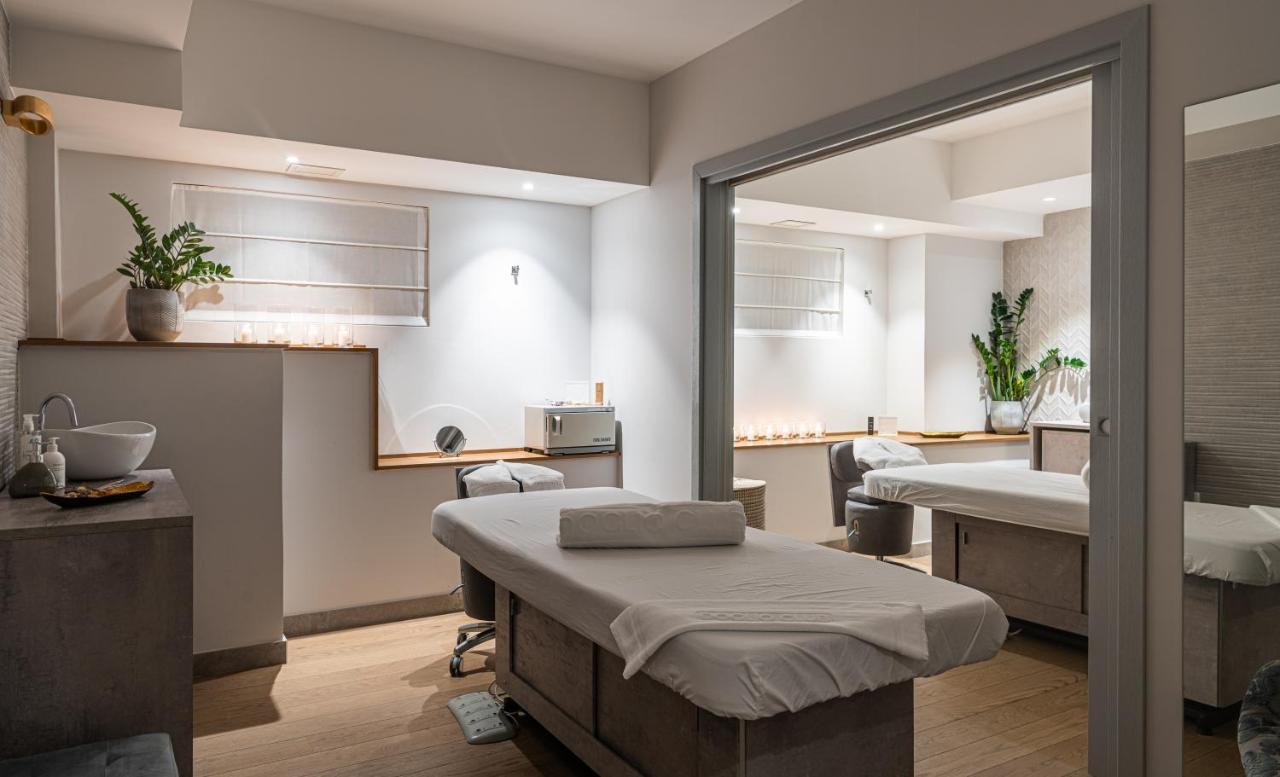 Hotel Palazzo Doglio Cagliari Esterno foto Treatment room at The Harley Street Clinic