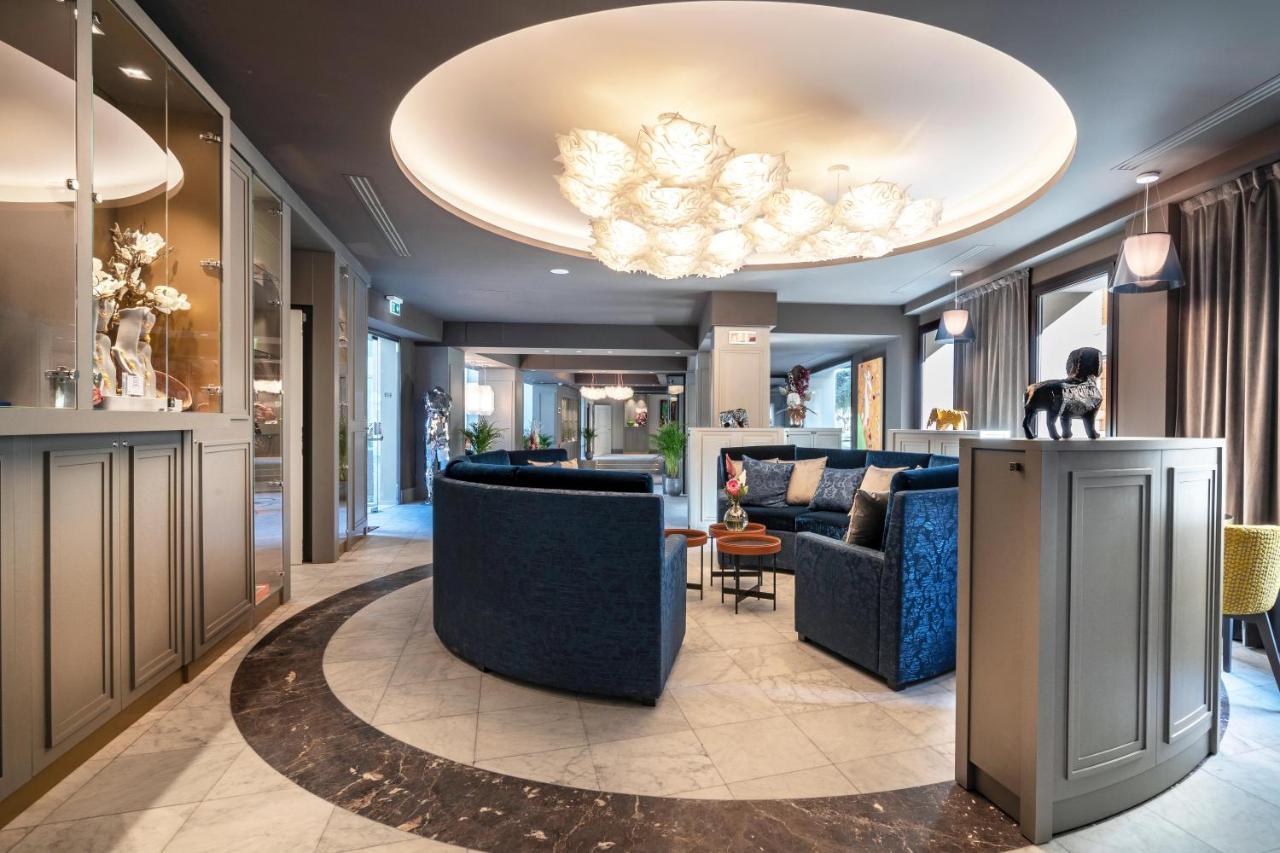 Hotel Palazzo Doglio Cagliari Esterno foto The lobby of the hotel
